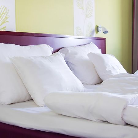 Hotel Salora Сало Екстериор снимка